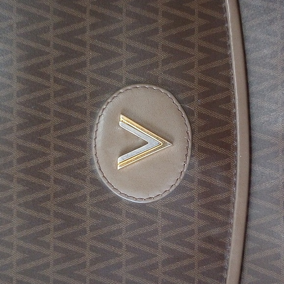 MARIO VALENTINO LEATHER & PVC CLUTCH - Picture 9 of 13